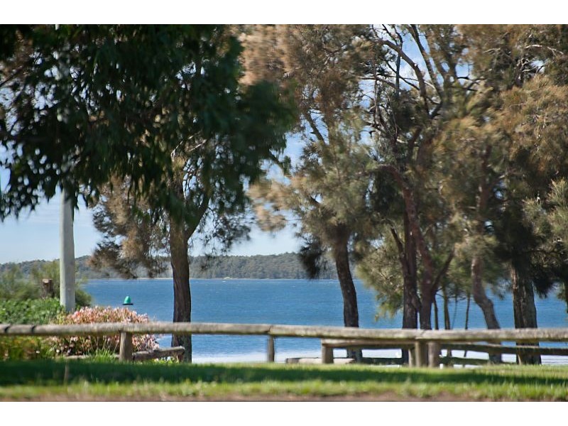 2 Wallarah Road, Gorokan NSW 2263