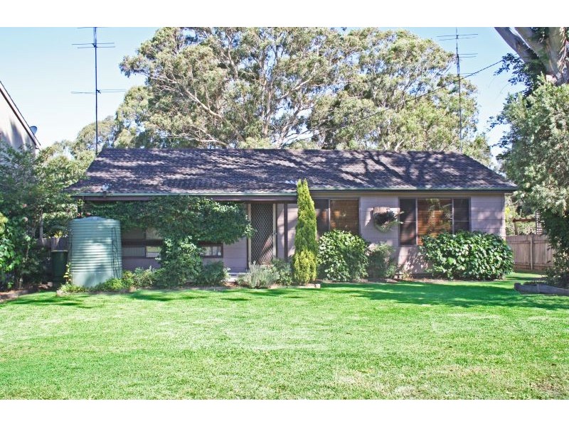 16 Kennedy Street, Gorokan NSW 2263