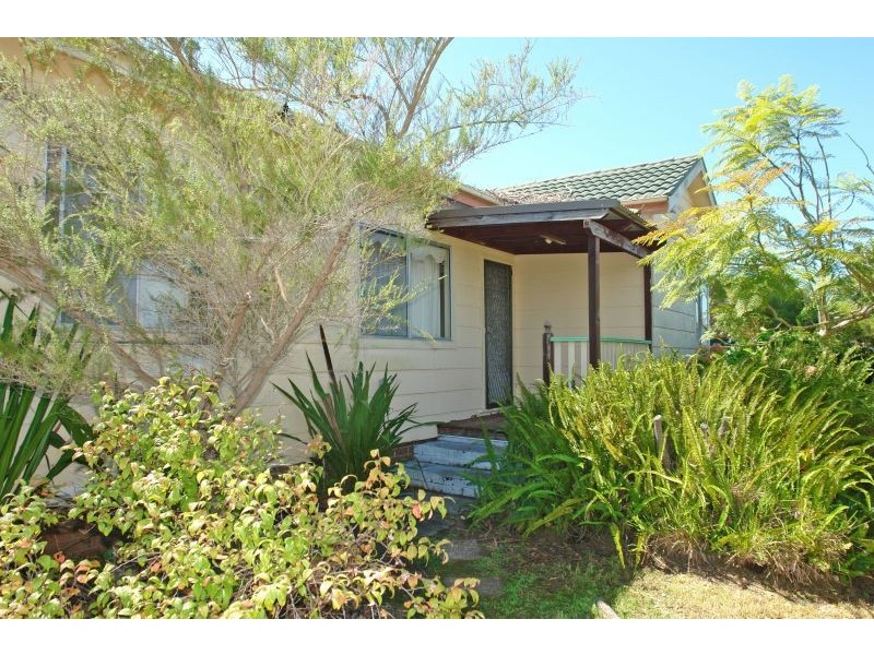 1 Row Street, Wyongah NSW 2259