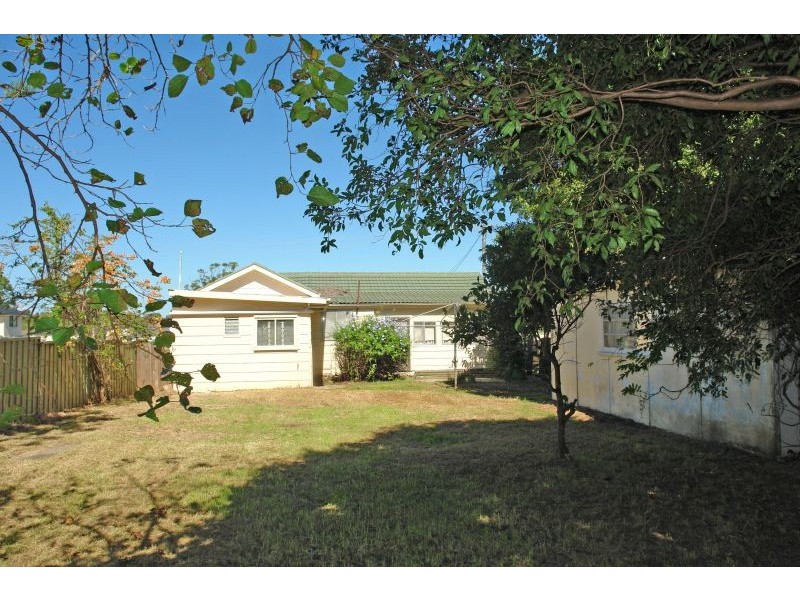 1 Row Street, Wyongah NSW 2259
