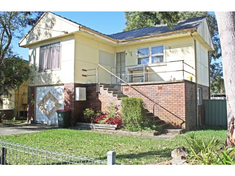 25 Howelston Road, Gorokan NSW 2263