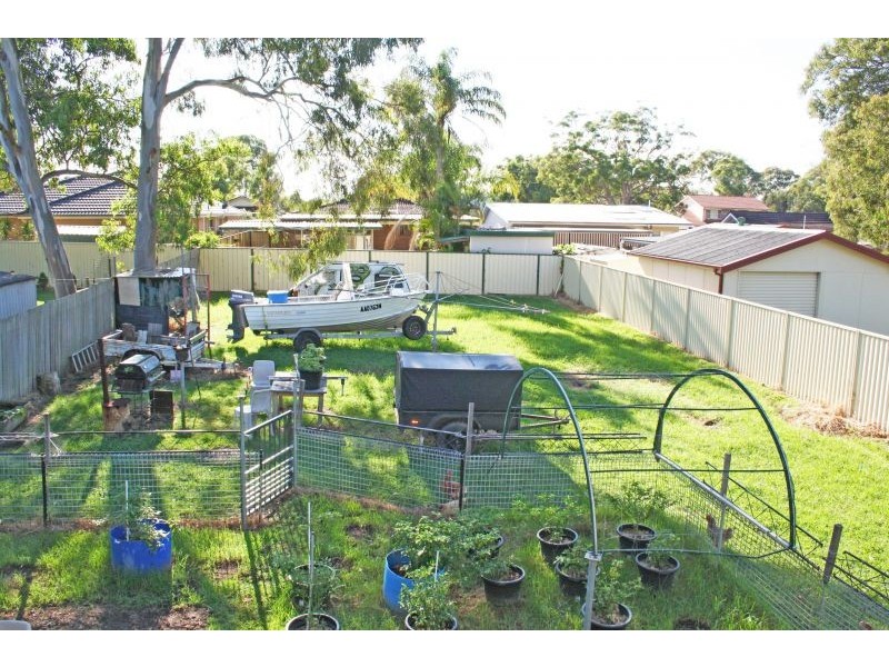 25 Howelston Road, Gorokan NSW 2263