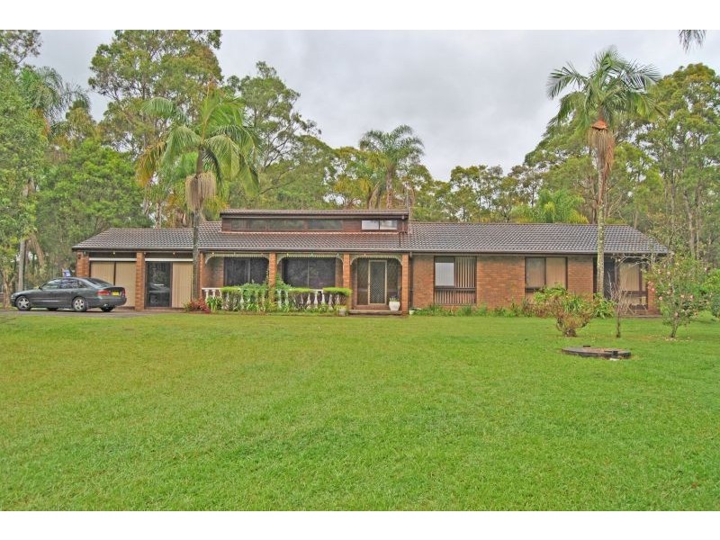 90 Bruce Cresent, Wallarah NSW 2259
