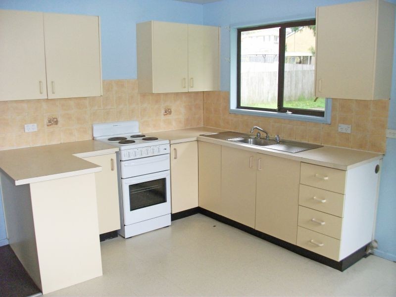 2 Kynan Close, Lake Haven NSW 2263