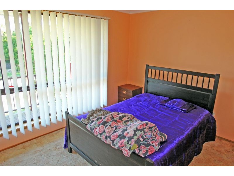 20 Moss Avenue, Toukley NSW 2263