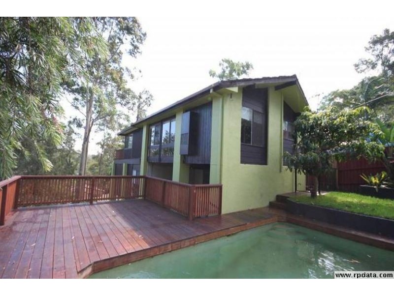 9 Hasluck Drive, Watanobbi NSW 2259