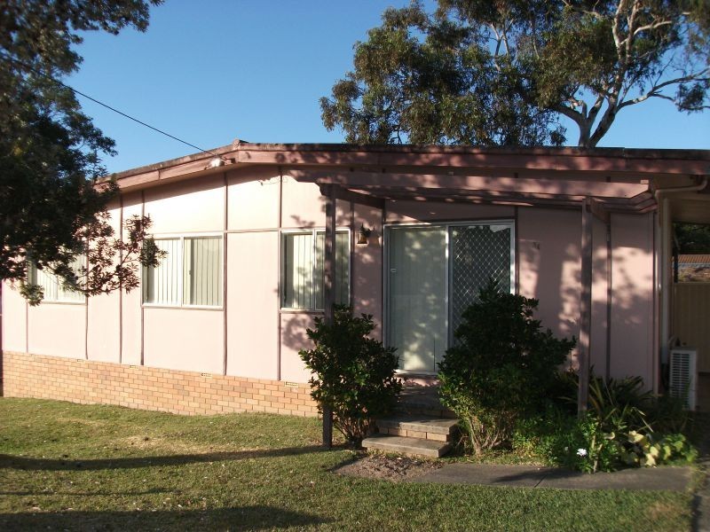 34 Spring Valley, Gorokan NSW 2263
