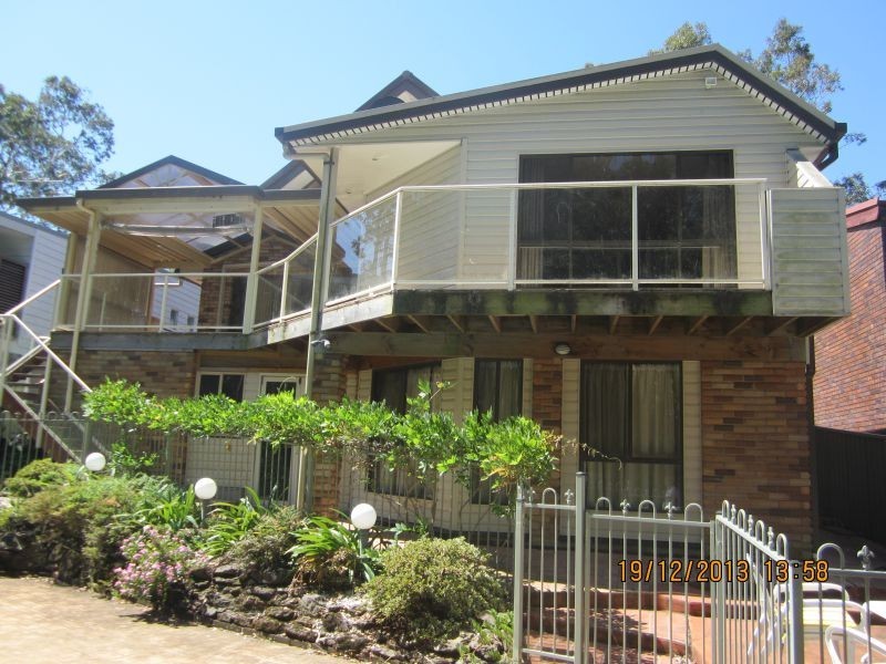 136 Marks Road, Gorokan NSW 2263