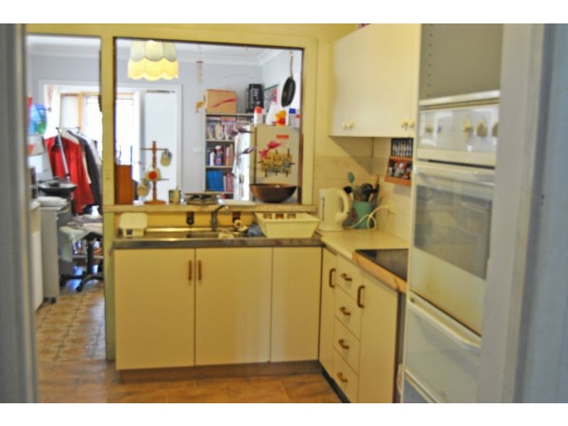 8 Blackford Avenue, Kanwal NSW 2259