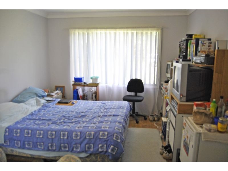 8 Blackford Avenue, Kanwal NSW 2259