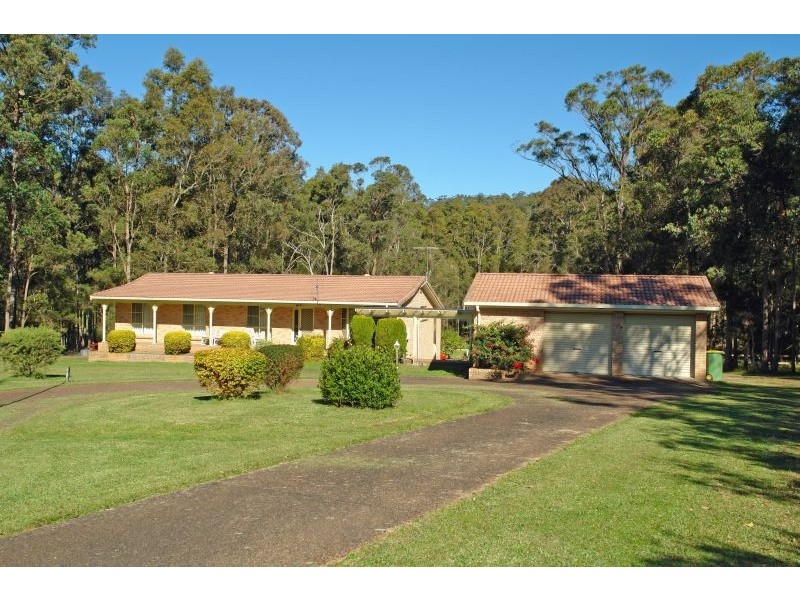 18 Crestwood Road, Jilliby NSW 2259