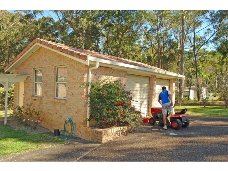 18 Crestwood Road, Jilliby NSW 2259