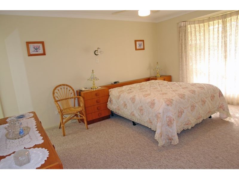 18 Crestwood Road, Jilliby NSW 2259