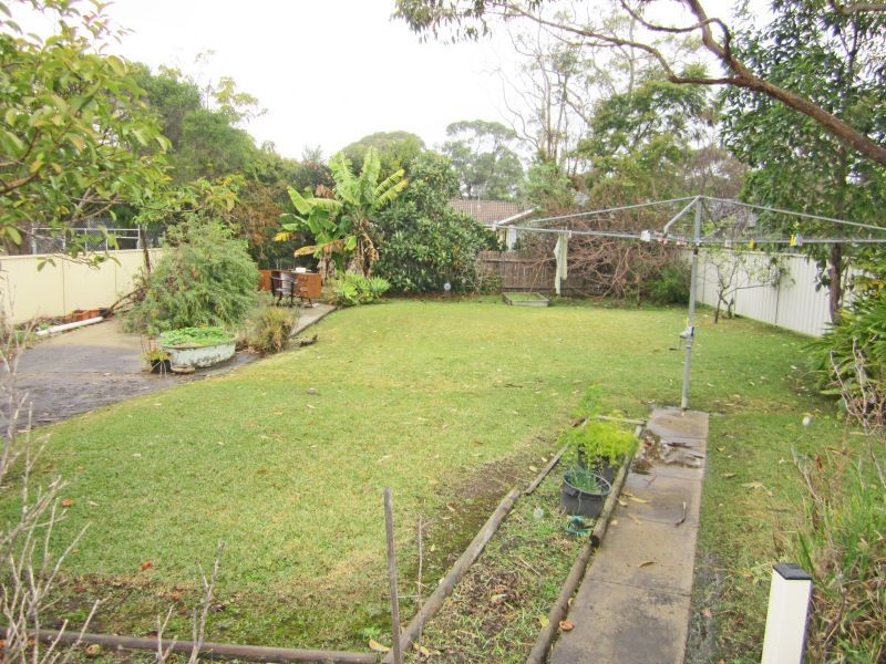 16 Merrendale Avenue, Gorokan NSW 2263