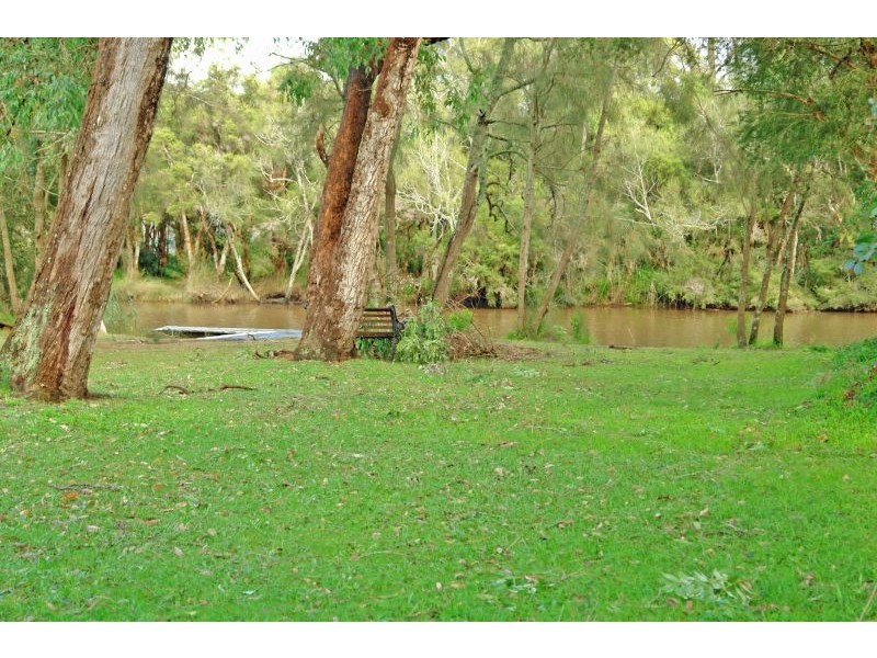 22 The Peninsula, Killarney Vale NSW 2261