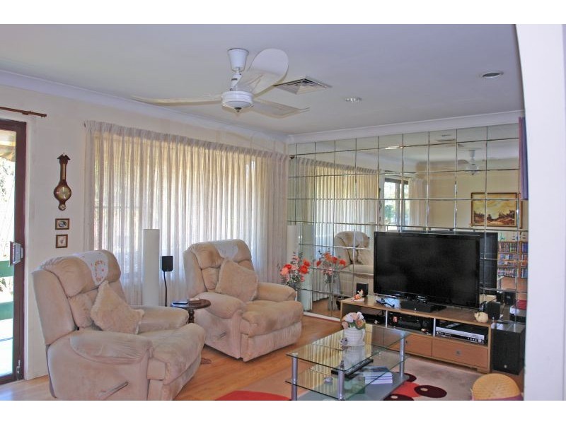 13 Riverview Drive, Wyong NSW 2259