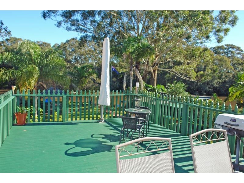 13 Riverview Drive, Wyong NSW 2259