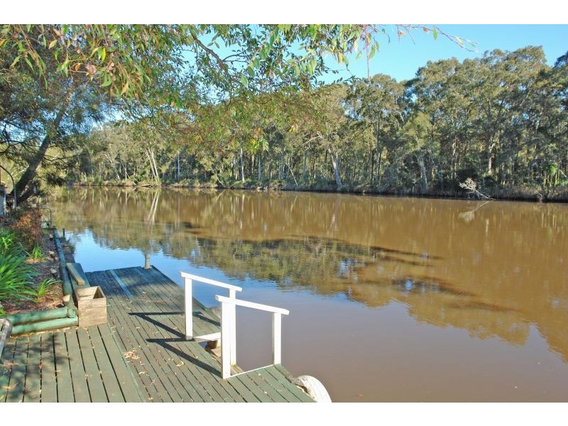 13 Riverview Drive, Wyong NSW 2259