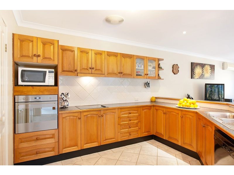 5 Parkridge Drive, Jilliby NSW 2259