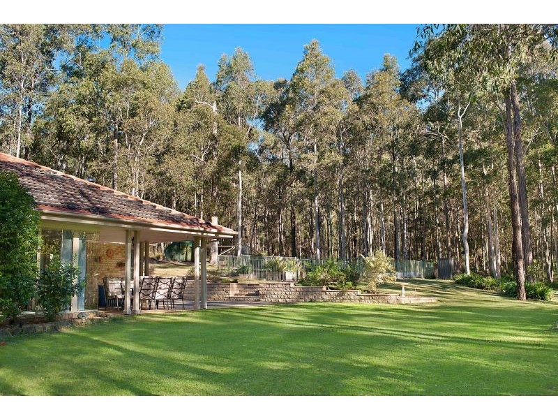 5 Parkridge Drive, Jilliby NSW 2259