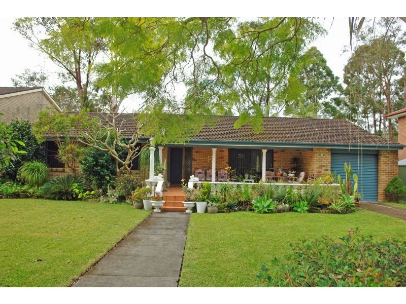 4 Riverview Drive, Wyong NSW 2259