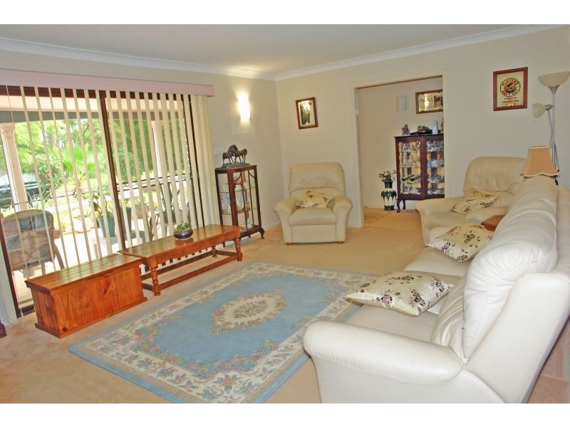 4 Riverview Drive, Wyong NSW 2259