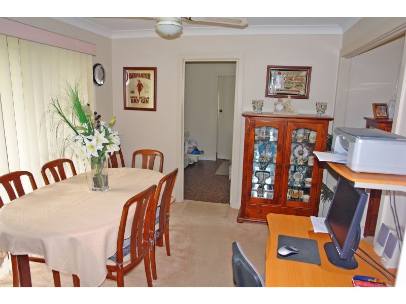 4 Riverview Drive, Wyong NSW 2259