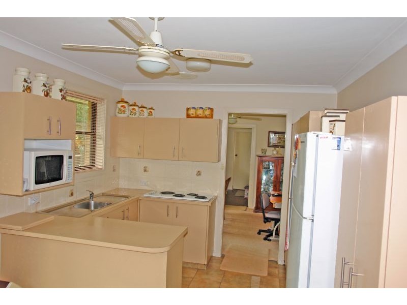 4 Riverview Drive, Wyong NSW 2259
