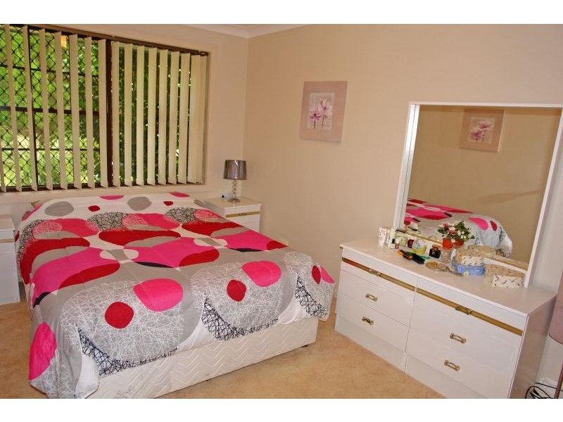 4 Riverview Drive, Wyong NSW 2259