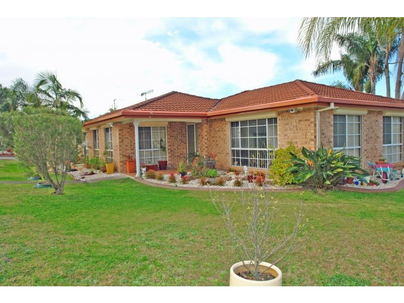 1 Emma Close, Lake Haven NSW 2263