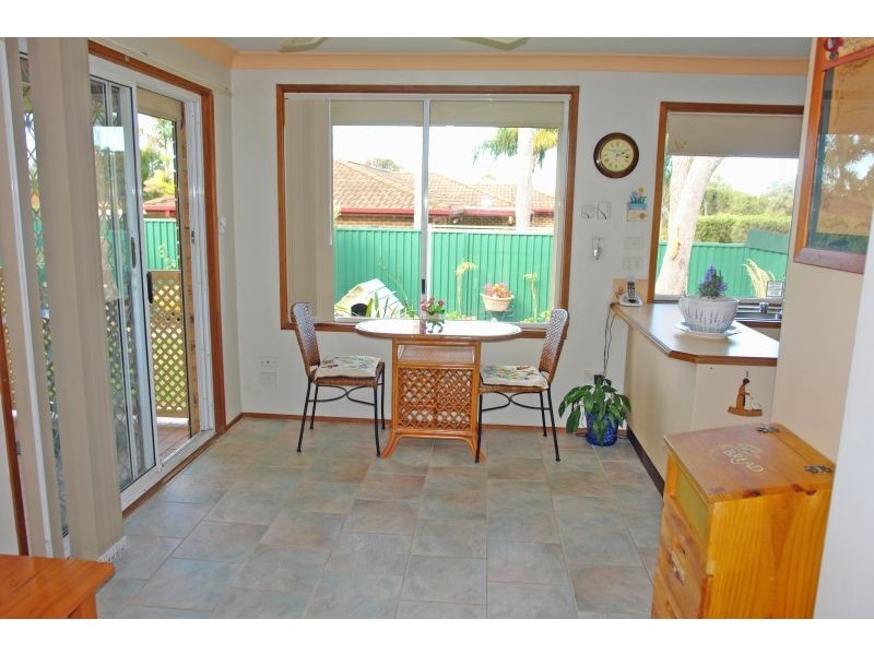 1 Emma Close, Lake Haven NSW 2263