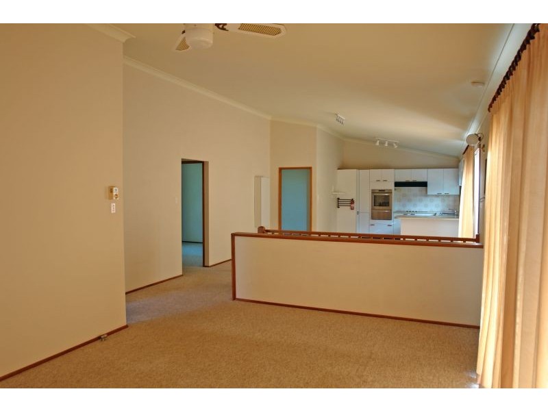 19 Crystal Crescent, Wyong NSW 2259