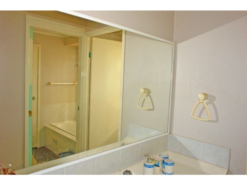 2 Gorman Place, Watanobbi NSW 2259