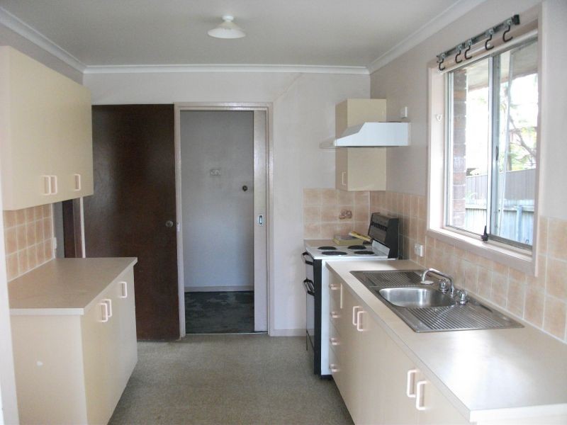 33 Stonehaven Avenue, Watanobbi NSW 2259