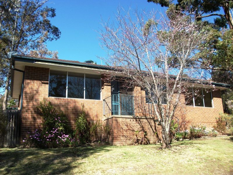 12 Gloucester Avenue, Watanobbi NSW 2259