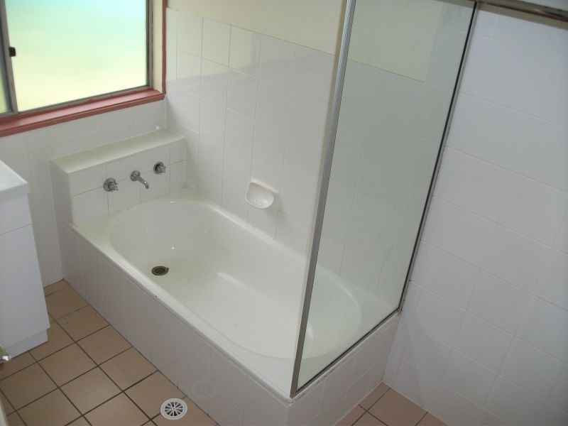 11 Slim Close, Watanobbi NSW 2259