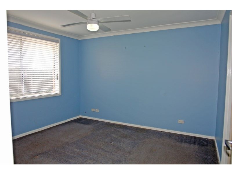 9 Quarterhorse Parade, Wadalba NSW 2259