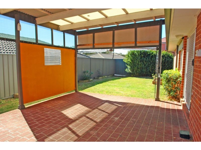 9 Quarterhorse Parade, Wadalba NSW 2259