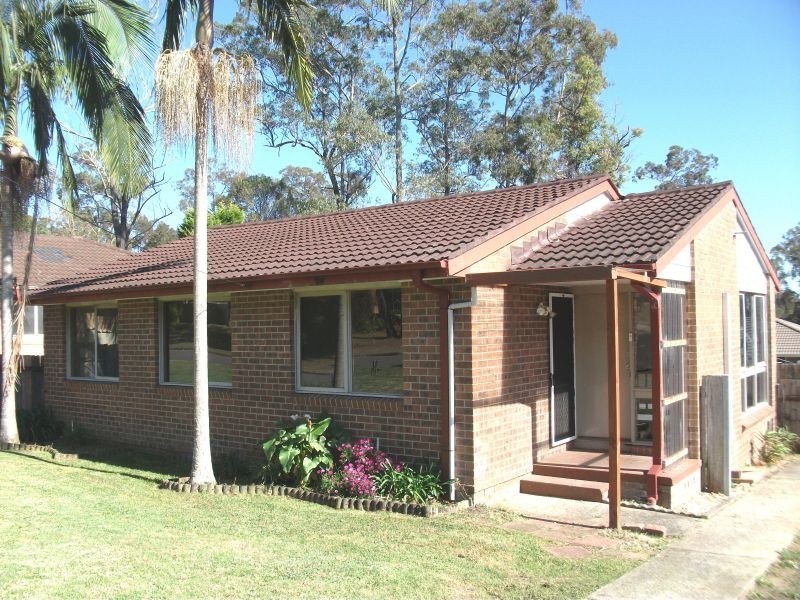 5 Gloucester Ave, Watanobbi NSW 2259