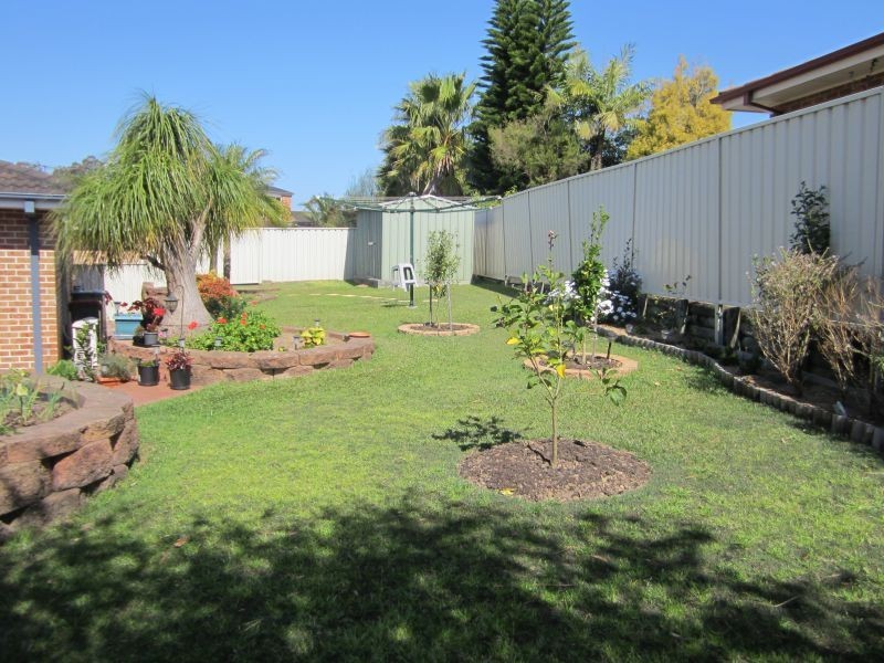 95 Gorokan Drive, Lake Haven NSW 2263