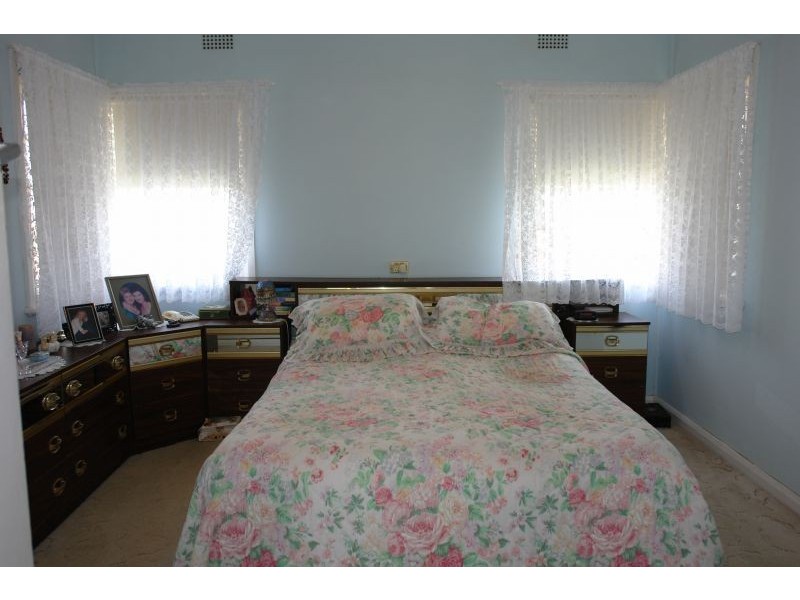 23 Arthur Drive, Wyong NSW 2259