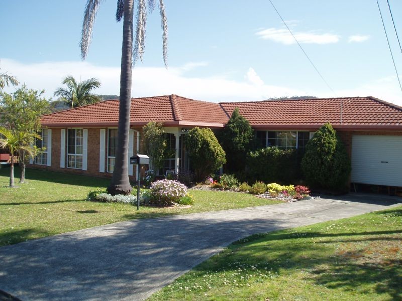 19 Sir Joseph Banks Drive, Bateau Bay NSW 2261