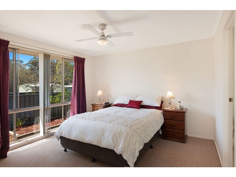 12 Oxford Drive, Lake Haven NSW 2263