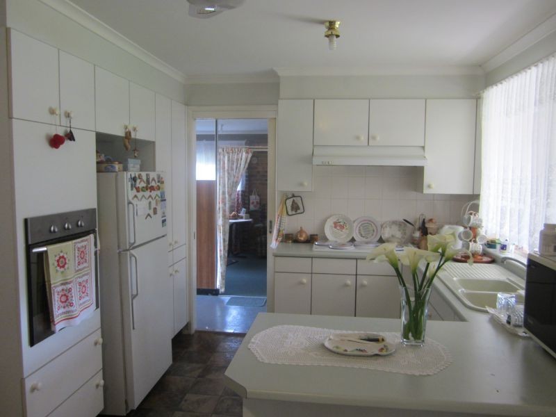 10 Baden Close, Kanwal NSW 2259