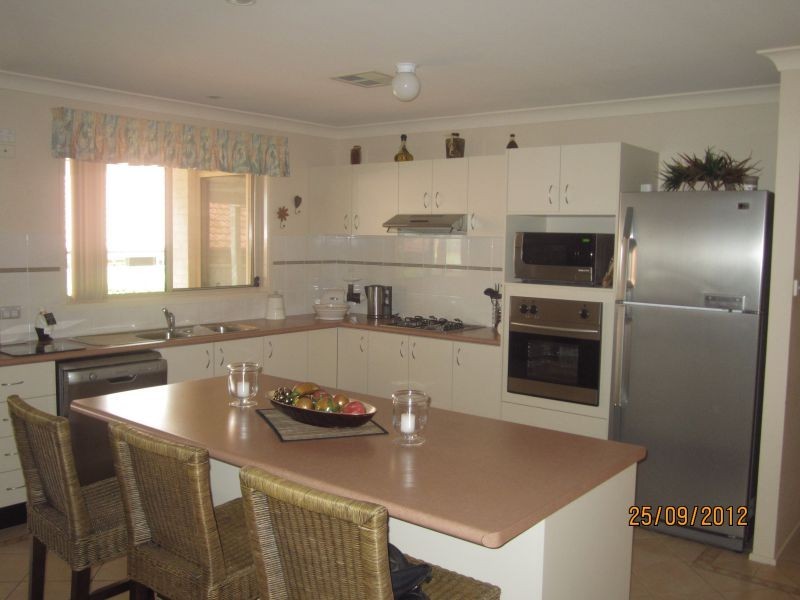 27 Kintyre Close, Hamlyn Terrace NSW 2259