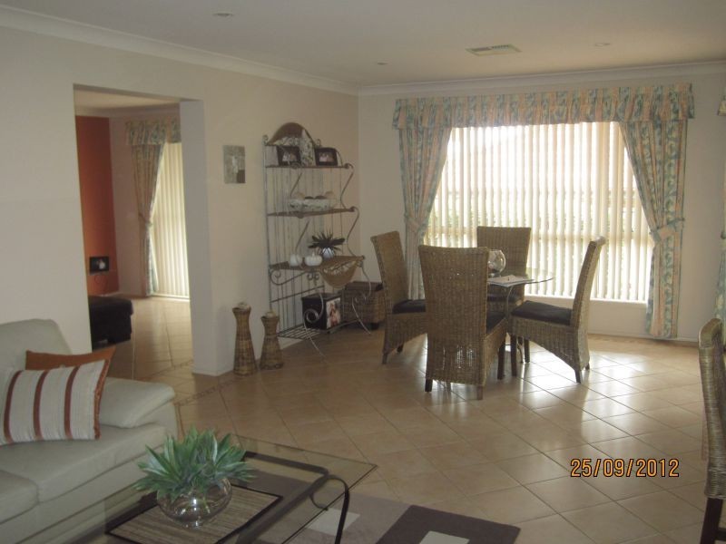 27 Kintyre Close, Hamlyn Terrace NSW 2259