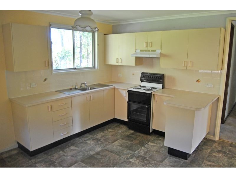 22 Casey Drive, Watanobbi NSW 2259