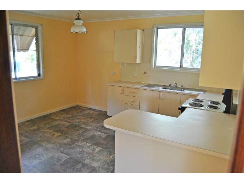 22 Casey Drive, Watanobbi NSW 2259