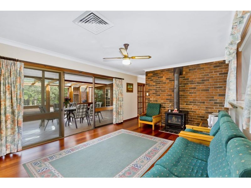 49 Treelands Drive, Jilliby NSW 2259