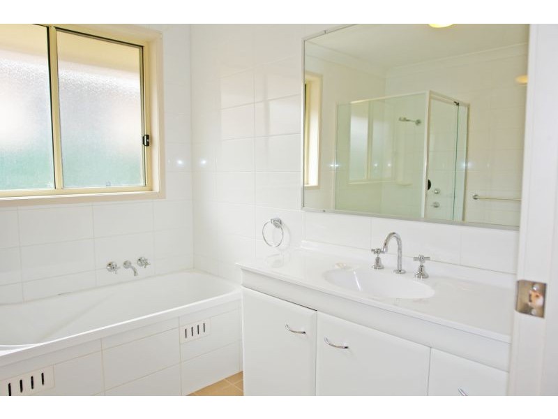 33 Highberry Street, Woongarrah NSW 2259